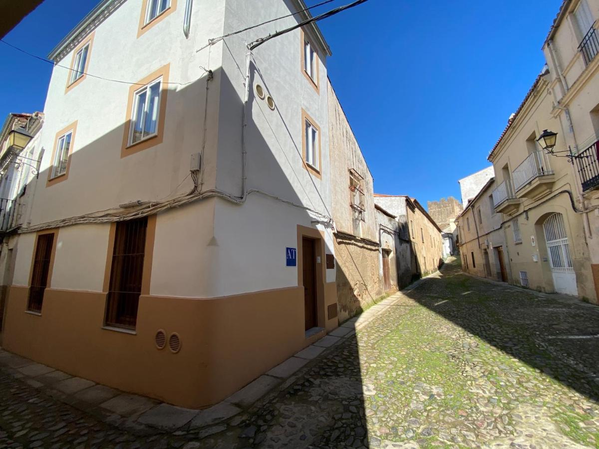 Estudio Torre Del Aver Касерес Экстерьер фото